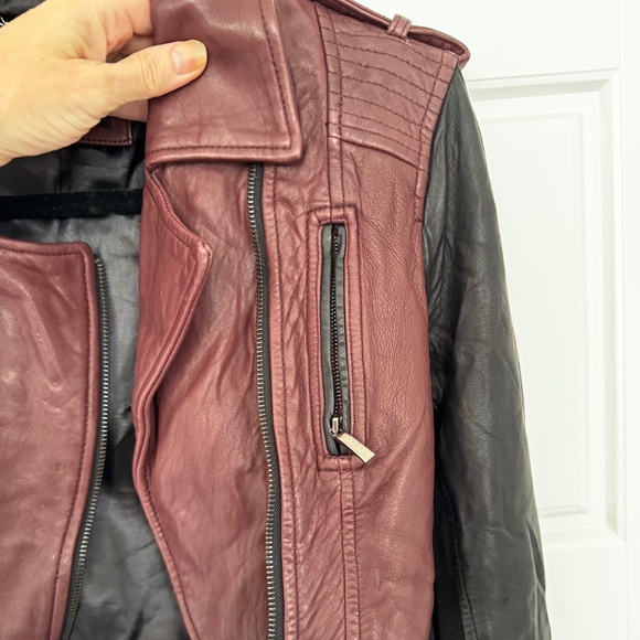 Laundry By Shelli Segal Burgundy & Black Genuine Leather Jacket - XS - Picture 3 of 8